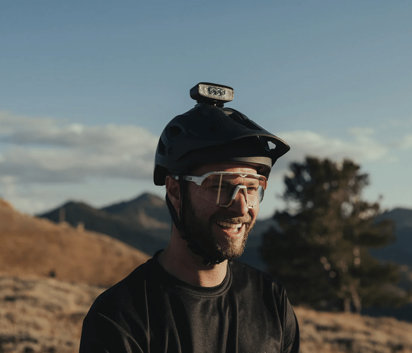 Outbound Hangover Helmet Light *** NEXT DROP 1ST DECEMBER *** - Image 2